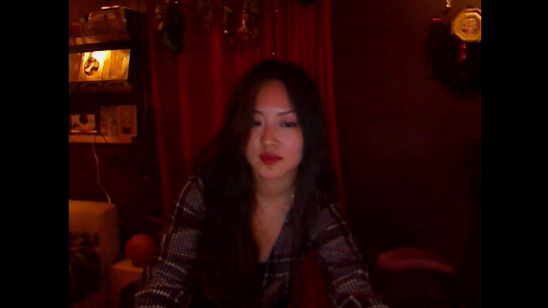 Gallery image thumbnail from Linnea_'s myfreecams stream on, 07/30/2023, 09:05 image 13 of 20