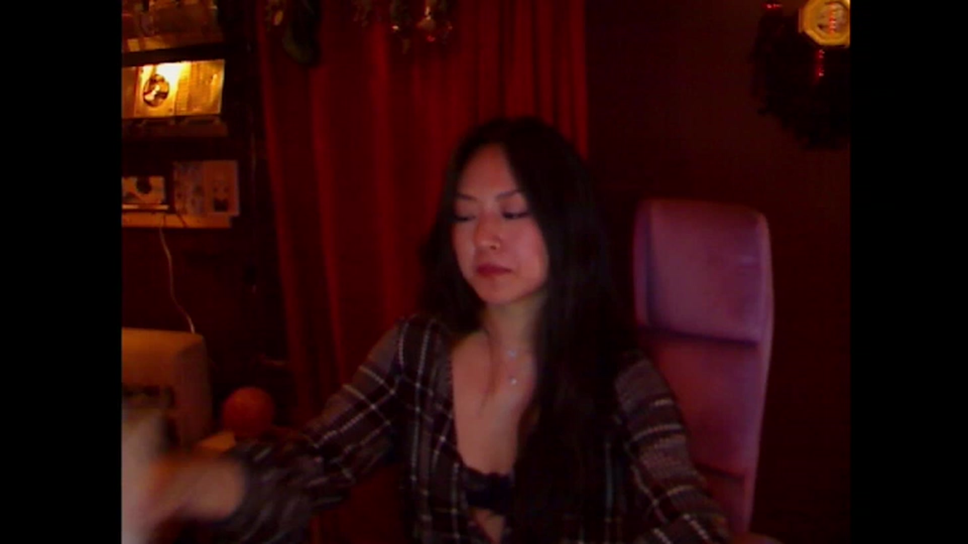 Gallery image thumbnail from Linnea_'s myfreecams stream on, 07/30/2023, 09:42 image 3 of 20