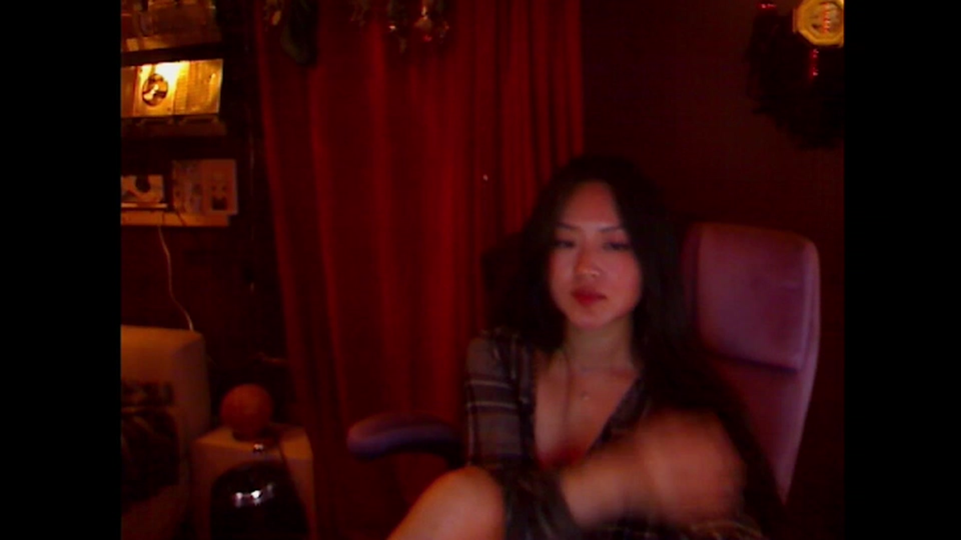 Gallery image thumbnail from Linnea_'s myfreecams stream on, 07/30/2023, 09:42 image 5 of 20