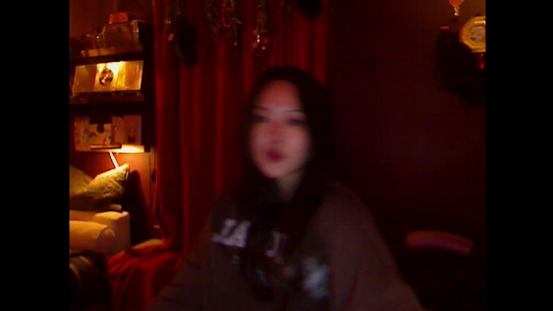 Gallery image thumbnail from Linnea_'s myfreecams stream on, 10/08/2023, 05:07 image 10 of 20