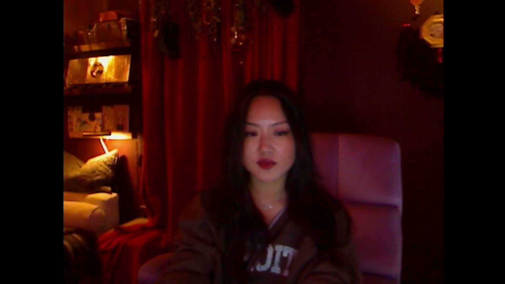 Gallery image thumbnail from Linnea_'s myfreecams stream on, 10/08/2023, 05:07 image 2 of 20