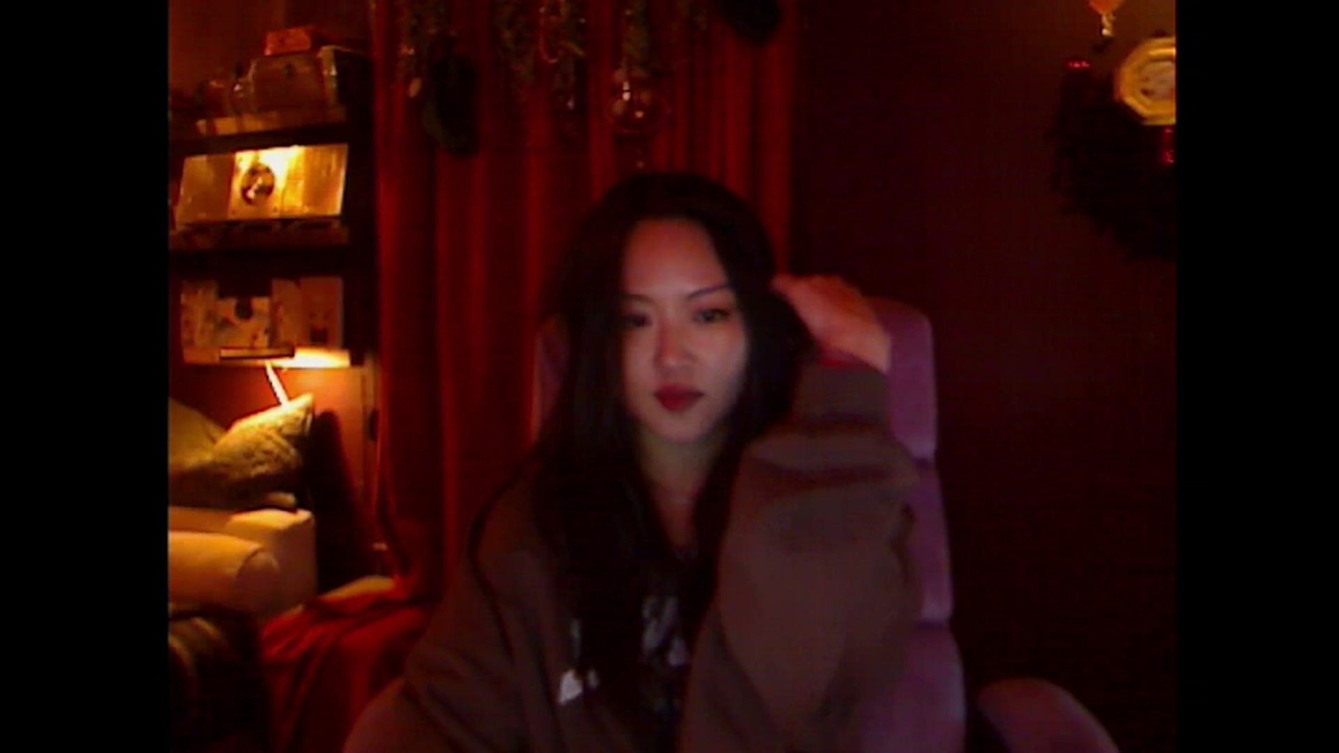 Gallery image thumbnail from Linnea_'s myfreecams stream on, 10/08/2023, 05:07 image 13 of 20