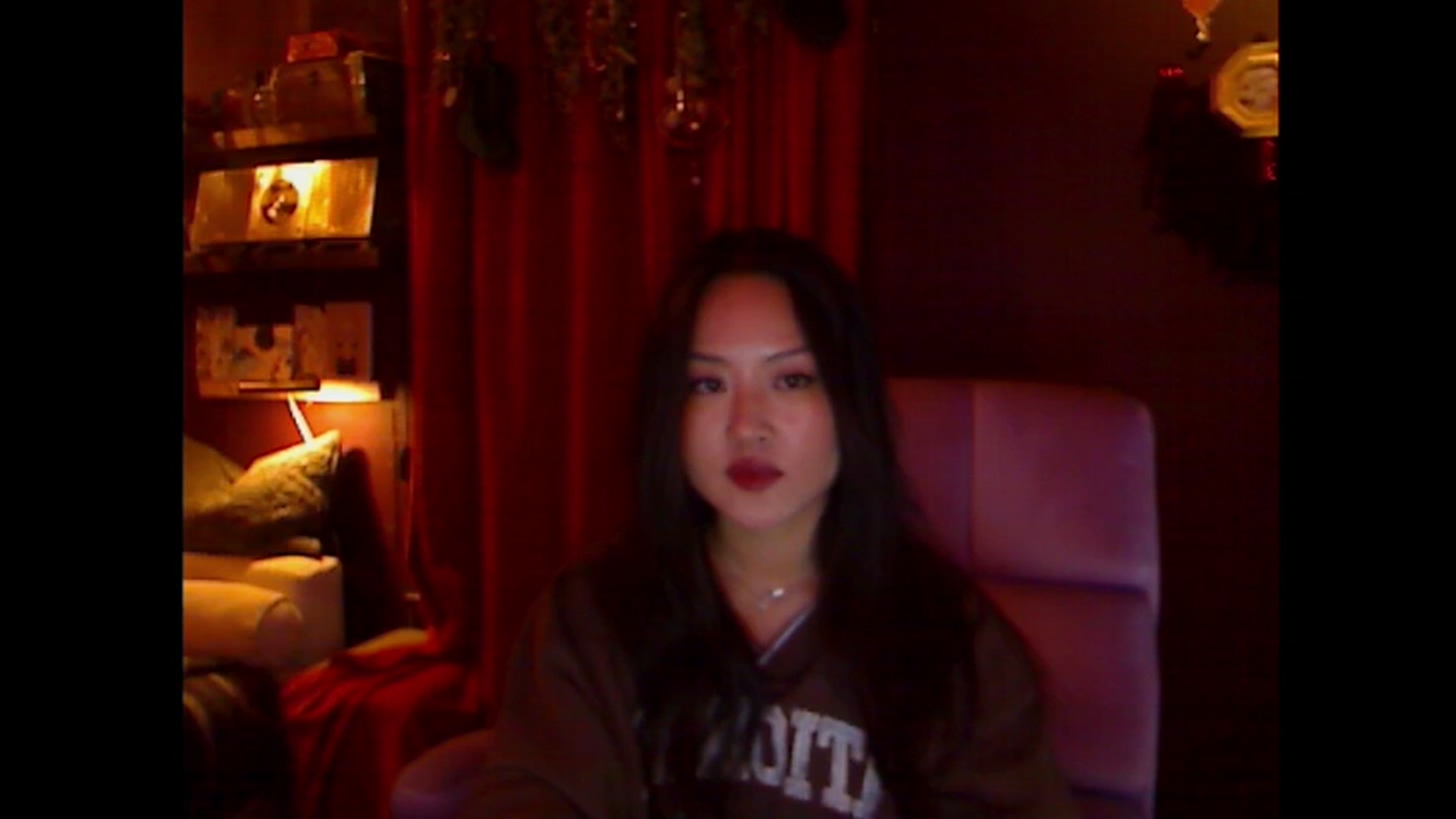 Gallery image thumbnail from Linnea_'s myfreecams stream on, 10/08/2023, 05:07 image 3 of 20