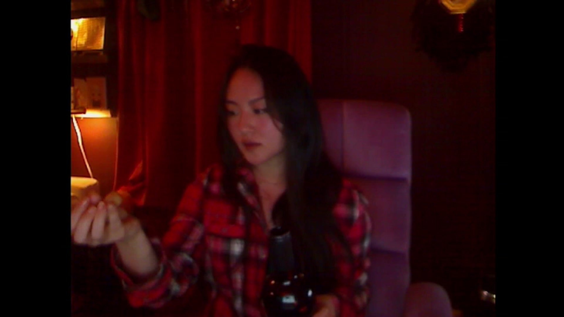 Gallery image thumbnail from Linnea_'s myfreecams stream on, 10/19/2023, 07:05 image 8 of 20