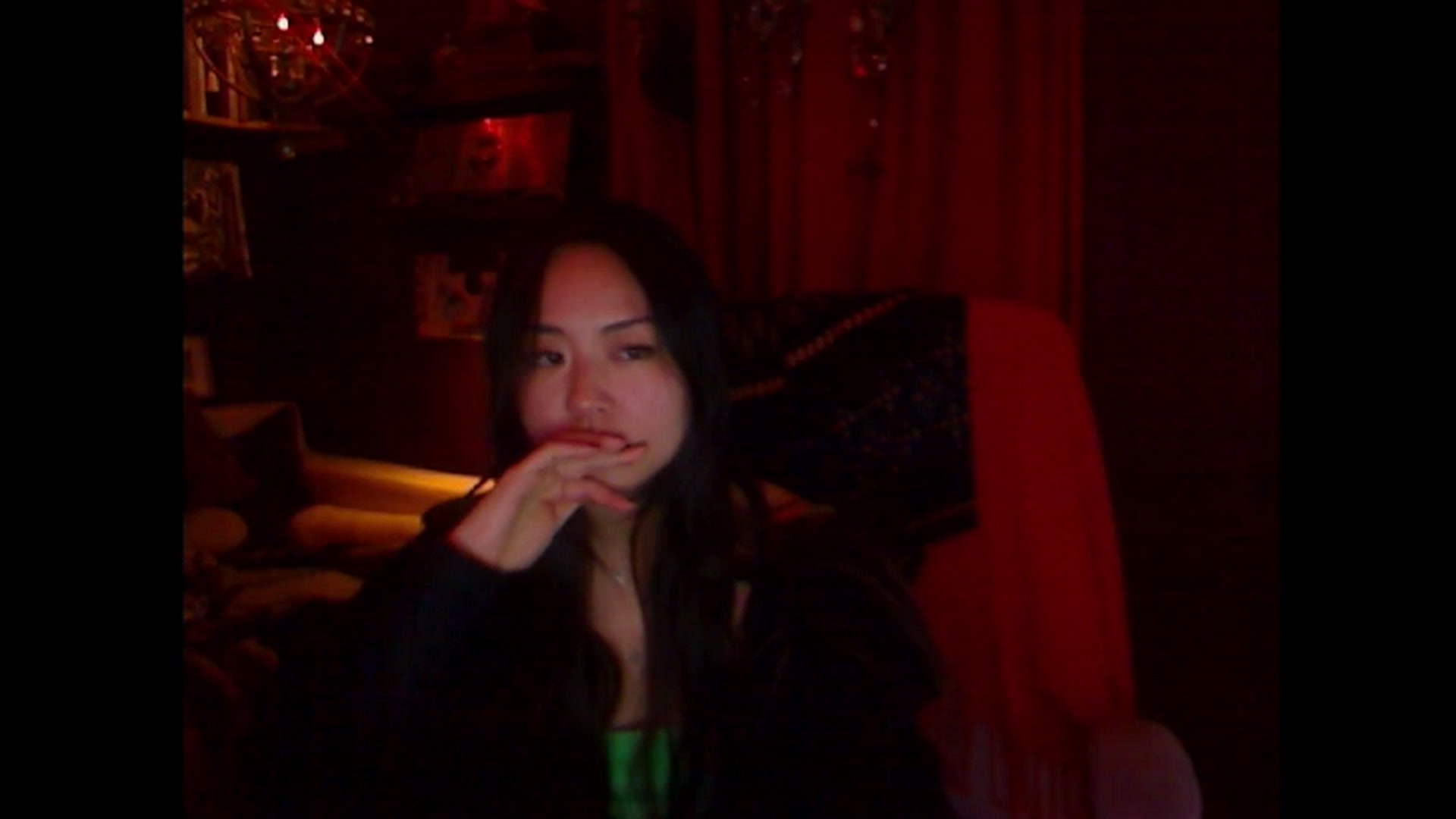 Gallery image thumbnail from Linnea_'s myfreecams stream on, 12/12/2023, 09:46 image 14 of 20