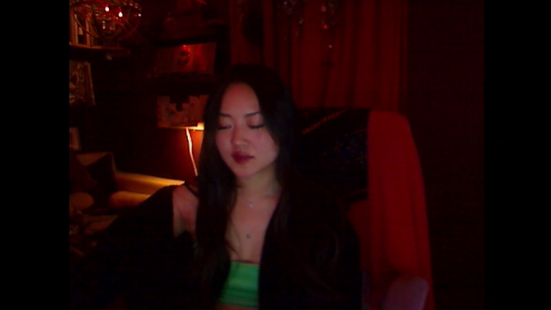 Gallery image thumbnail from Linnea_'s myfreecams stream on, 12/12/2023, 10:05 image 3 of 20
