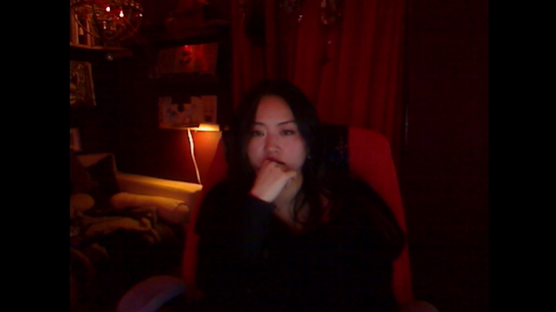 Gallery image thumbnail from Linnea_'s myfreecams stream on, 12/12/2023, 10:05 image 6 of 20