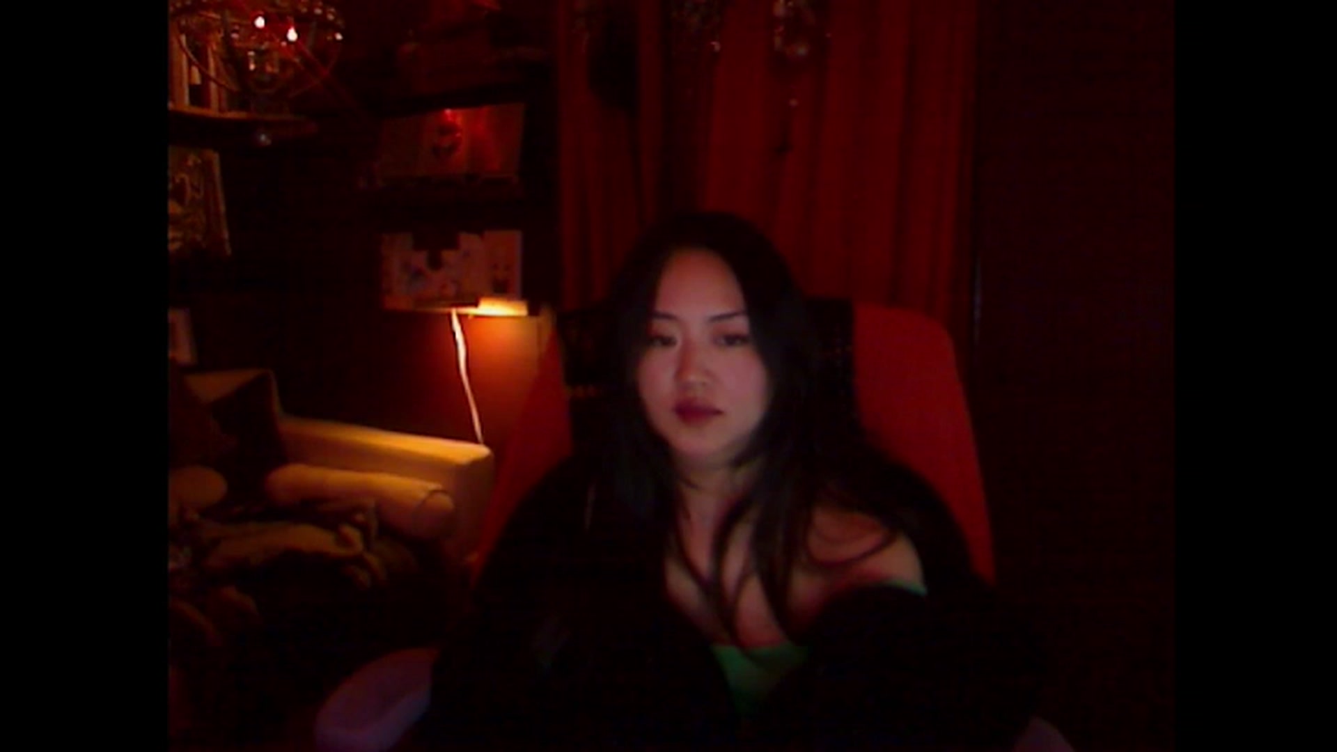 Gallery image thumbnail from Linnea_'s myfreecams stream on, 12/12/2023, 10:05 image 10 of 20