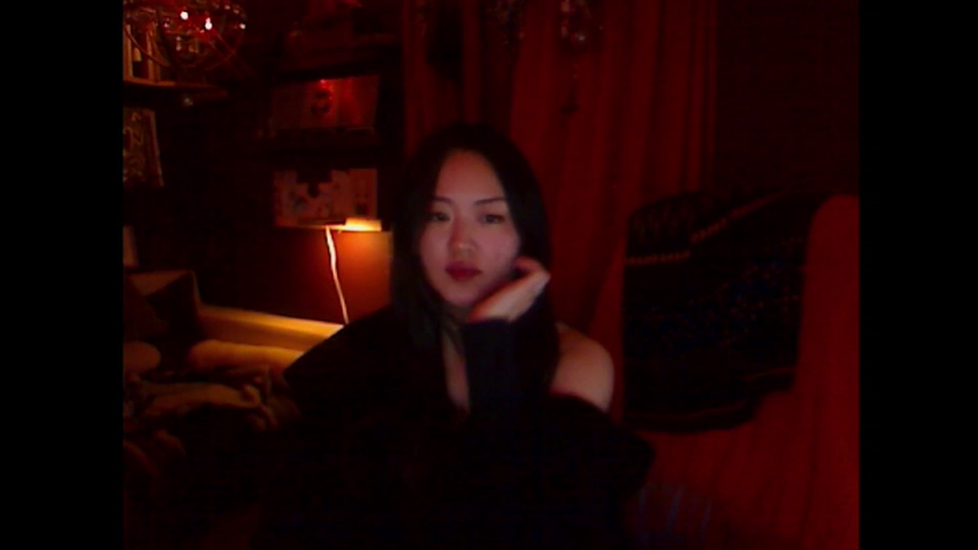 Gallery image thumbnail from Linnea_'s myfreecams stream on, 12/12/2023, 10:05 image 13 of 20