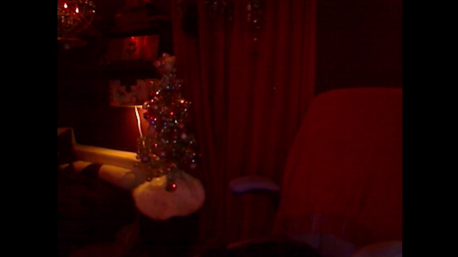 Gallery image thumbnail from Linnea_'s myfreecams stream on, 12/14/2023, 05:27 image 10 of 20