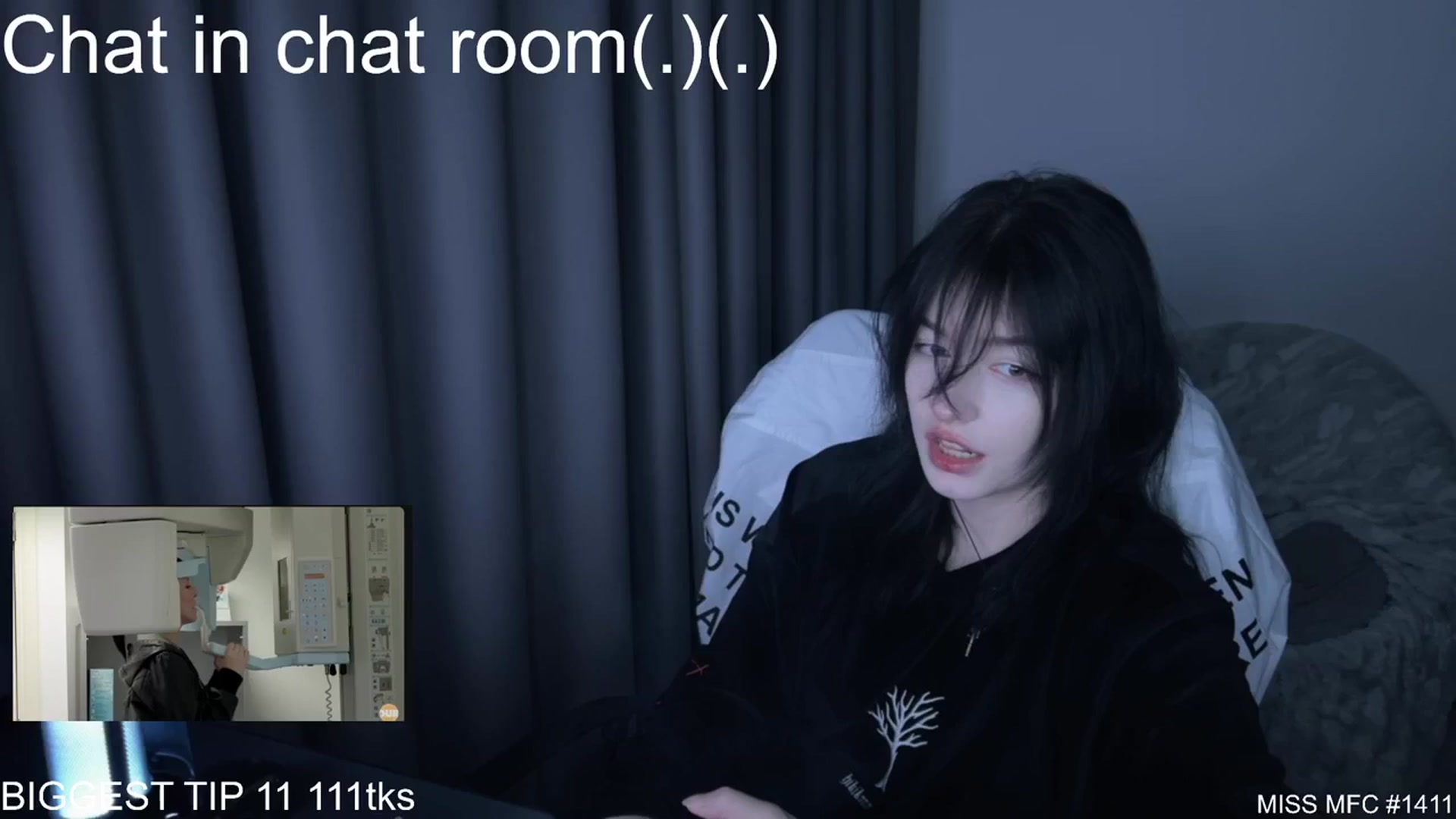 Gallery image thumbnail from Linterdit_A's myfreecams stream on, 03/16/2024, 03:07 image 16 of 20