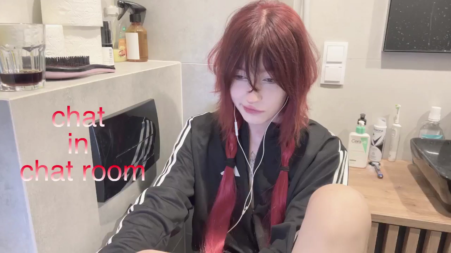 Gallery image thumbnail from Linterdit_A's myfreecams stream on, 05/17/2024, 23:29 image 6 of 20
