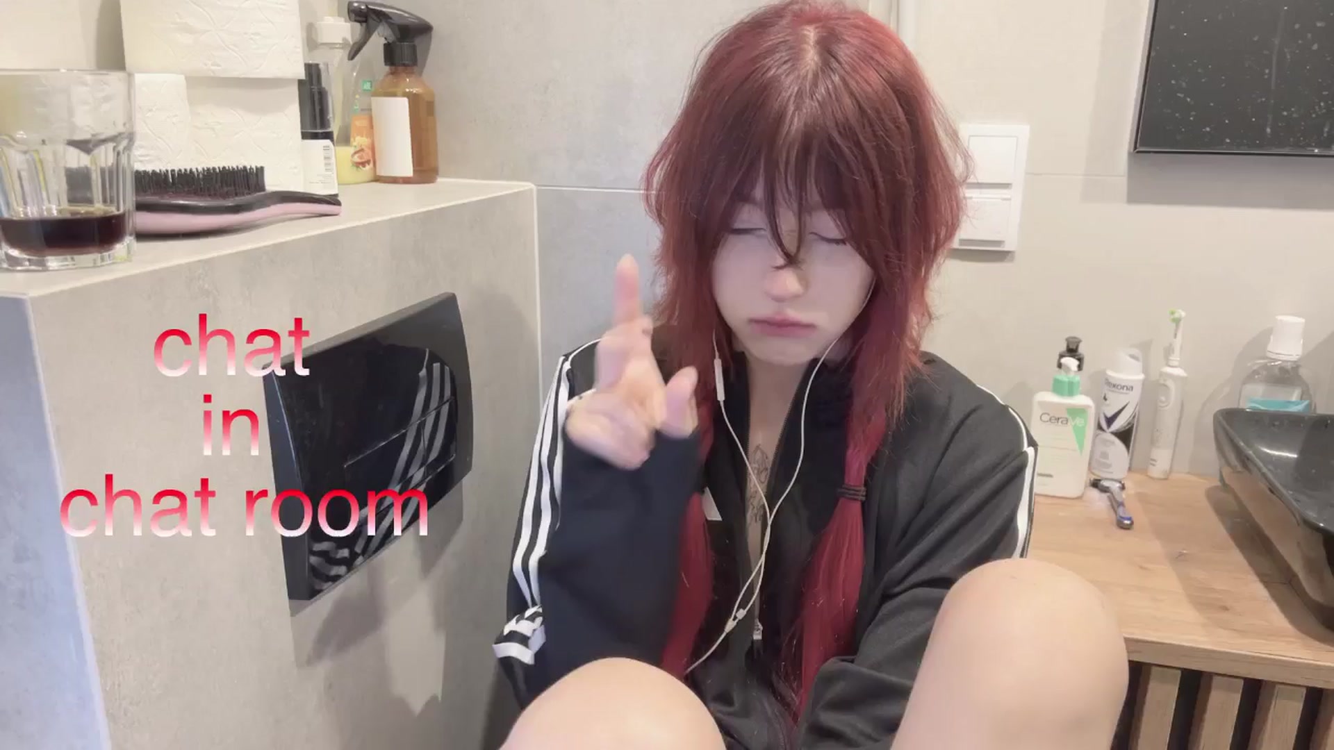 Gallery image thumbnail from Linterdit_A's myfreecams stream on, 05/17/2024, 23:29 image 8 of 20