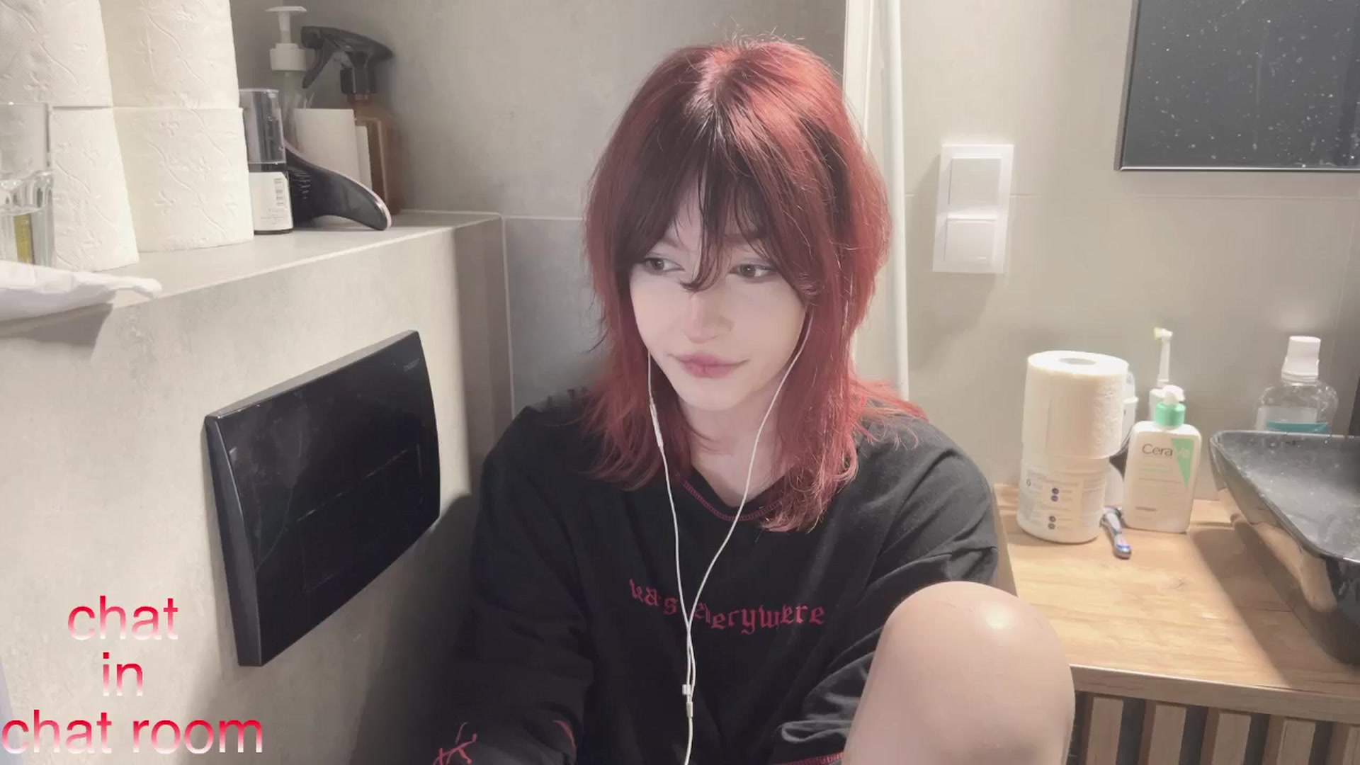 Gallery image thumbnail from Linterdit_A's myfreecams stream on, 05/18/2024, 23:38 image 3 of 20