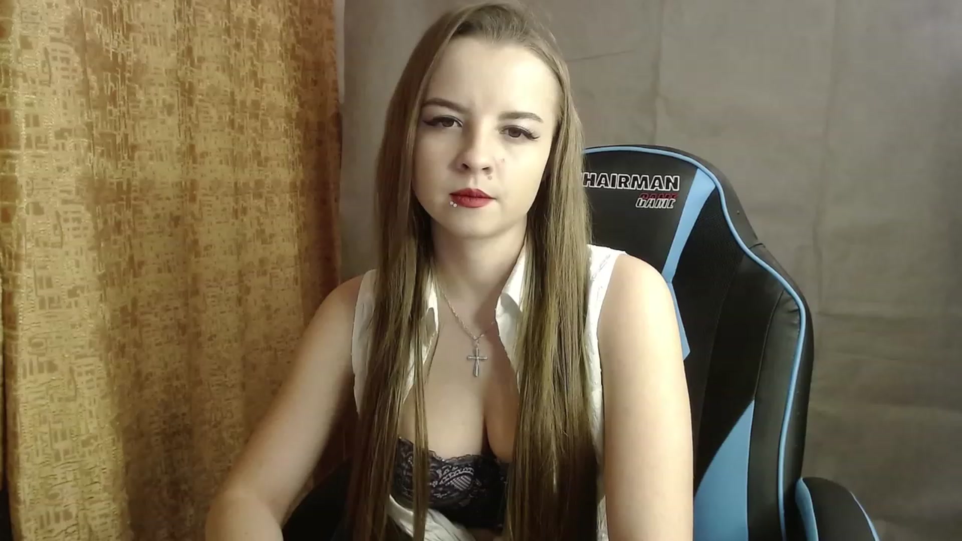 Gallery image thumbnail from Lio_noy's myfreecams stream on, 12/01/2022, 14:50 image 8 of 20