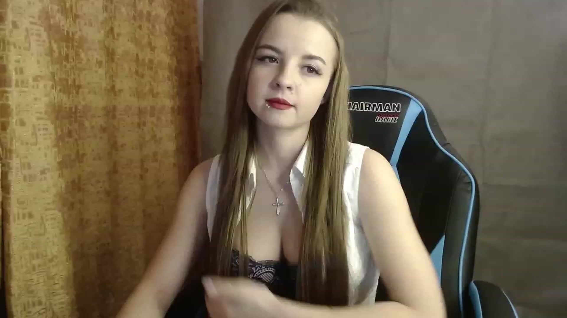 Gallery image thumbnail from Lio_noy's myfreecams stream on, 12/01/2022, 14:50 image 7 of 20