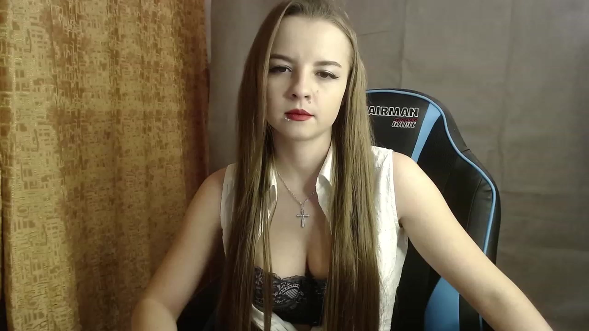 Gallery image thumbnail from Lio_noy's myfreecams stream on, 12/01/2022, 14:50 image 6 of 20