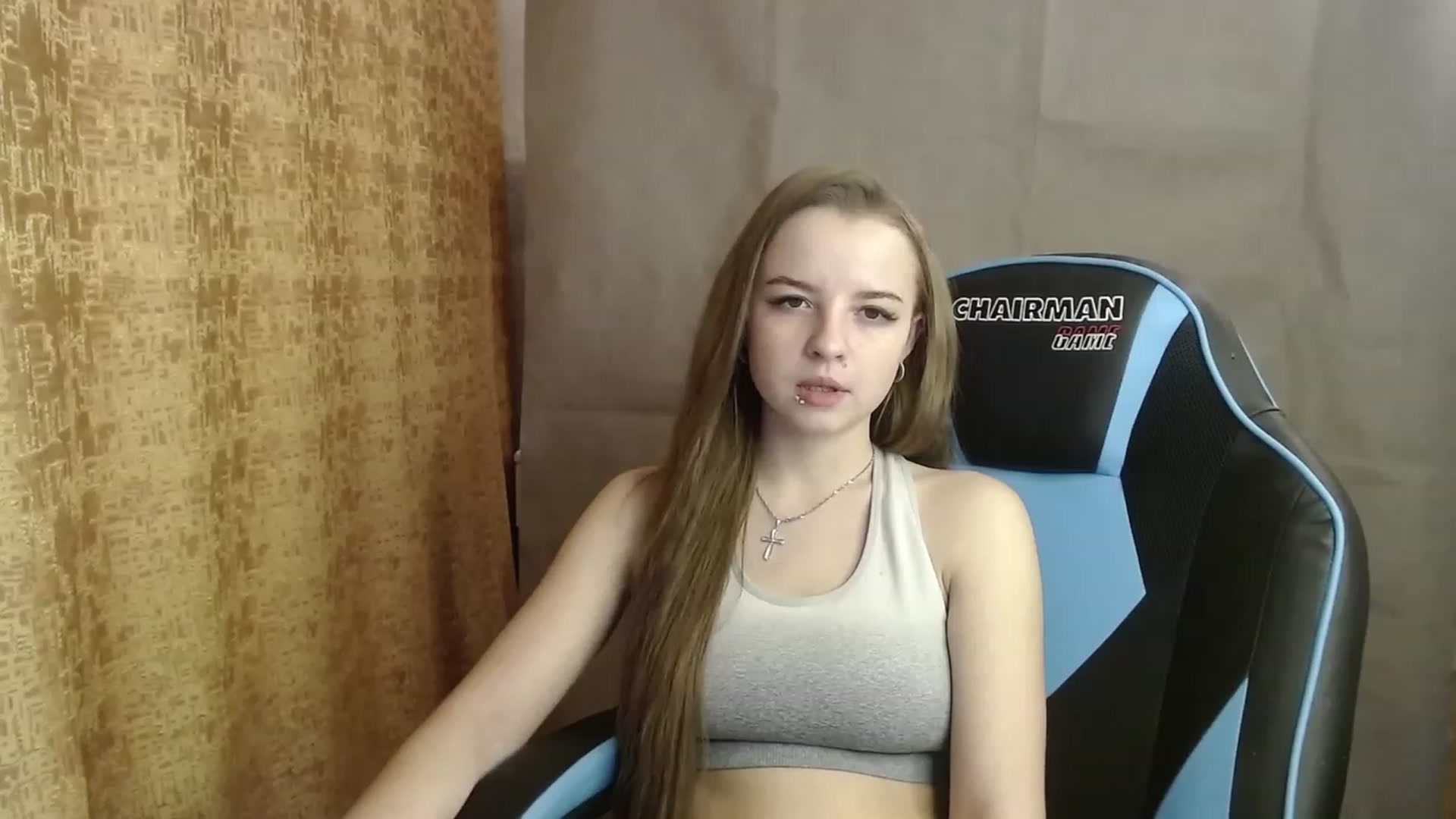 Gallery image thumbnail from Lio_noy's myfreecams stream on, 12/05/2022, 23:48 image 16 of 20