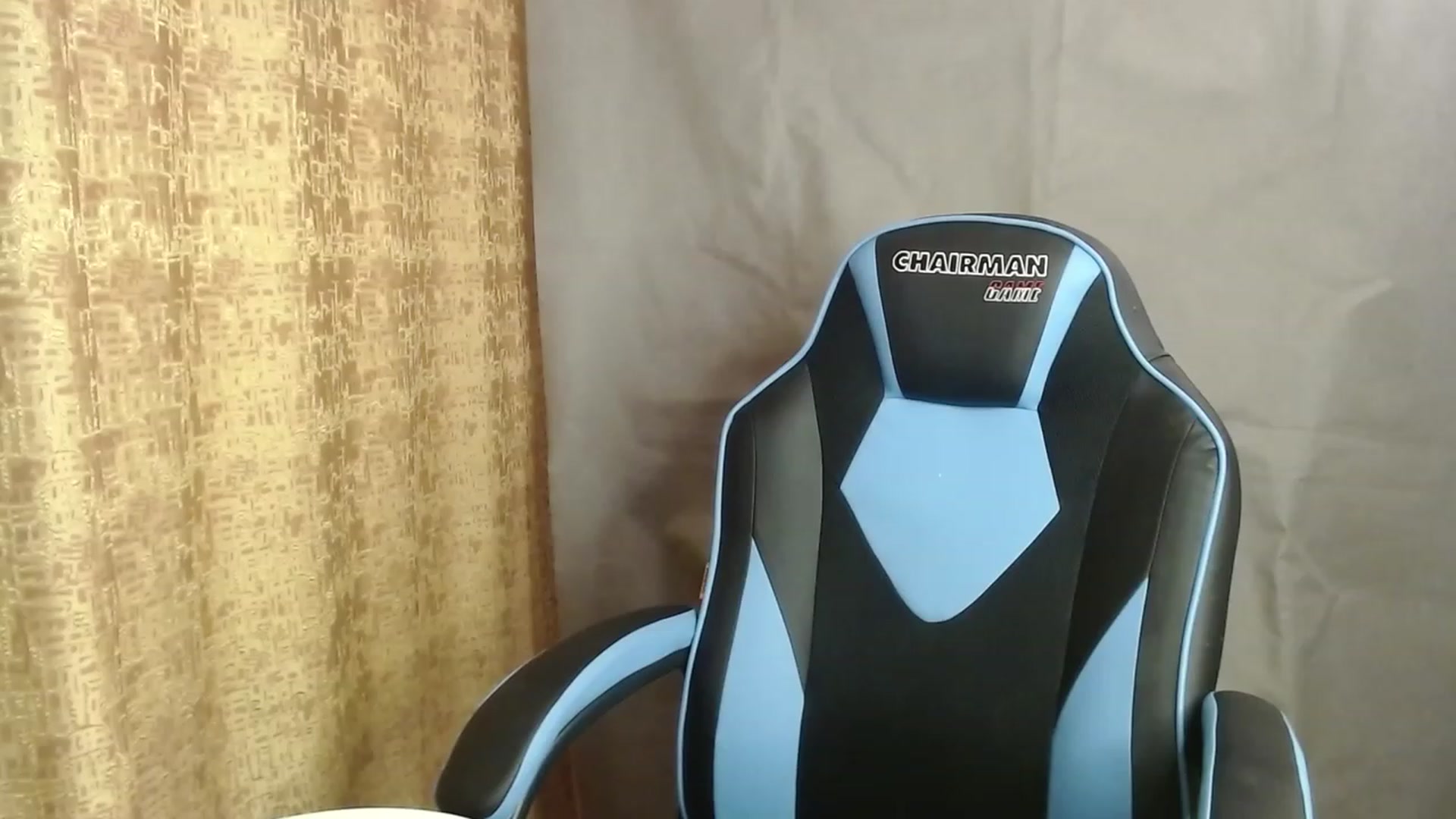Gallery image thumbnail from Lio_noy's myfreecams stream on, 12/06/2022, 23:16 image 15 of 20