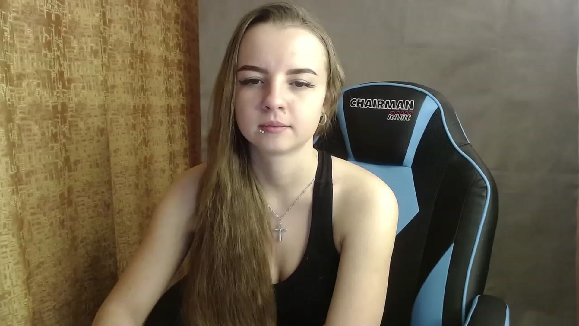 Gallery image thumbnail from Lio_noy's myfreecams stream on, 12/07/2022, 23:19 image 13 of 20