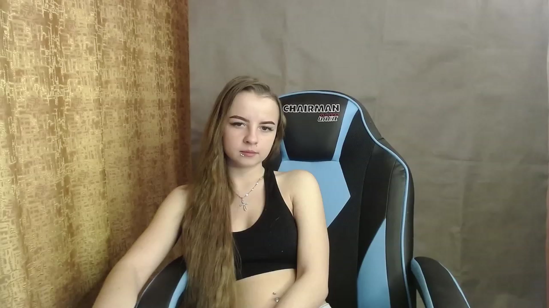 Gallery image thumbnail from Lio_noy's myfreecams stream on, 12/07/2022, 23:19 image 10 of 20