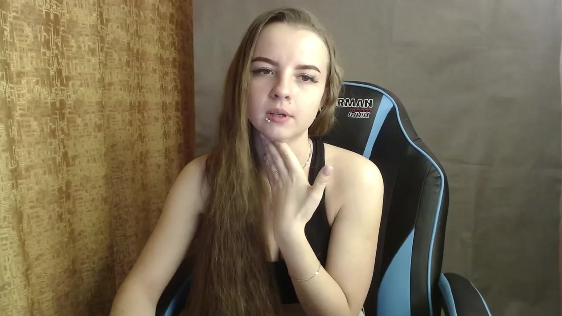 Gallery image thumbnail from Lio_noy's myfreecams stream on, 12/07/2022, 23:19 image 20 of 20