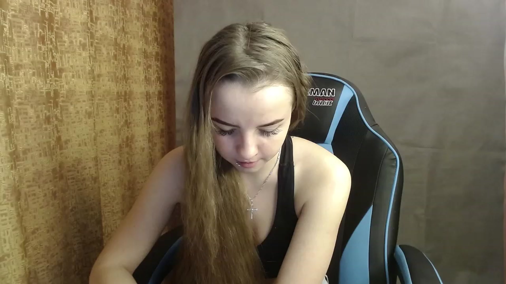 Gallery image thumbnail from Lio_noy's myfreecams stream on, 12/07/2022, 23:19 image 19 of 20