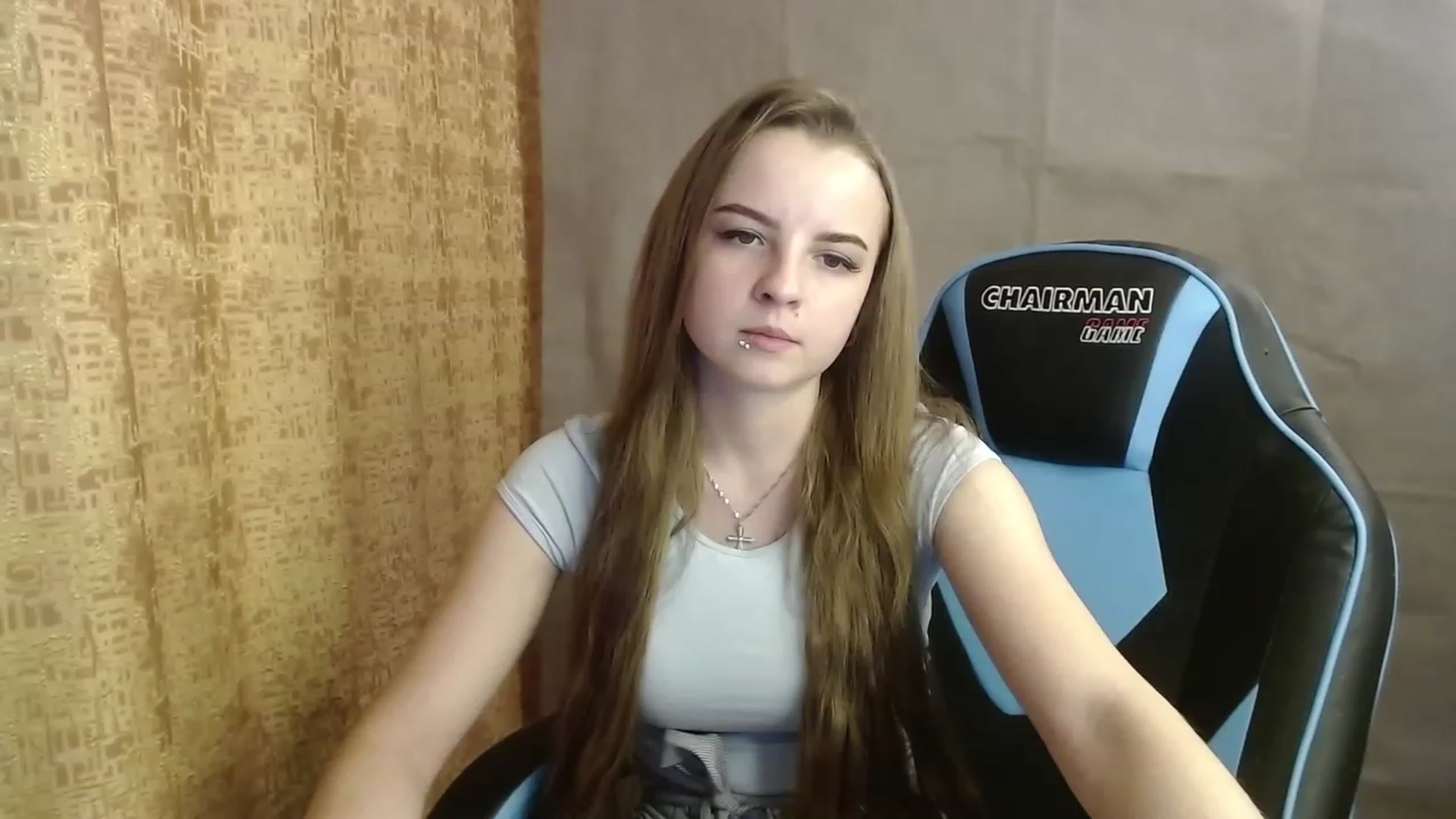 Gallery image thumbnail from Lio_noy's myfreecams stream on, 12/08/2022, 23:23 image 7 of 20
