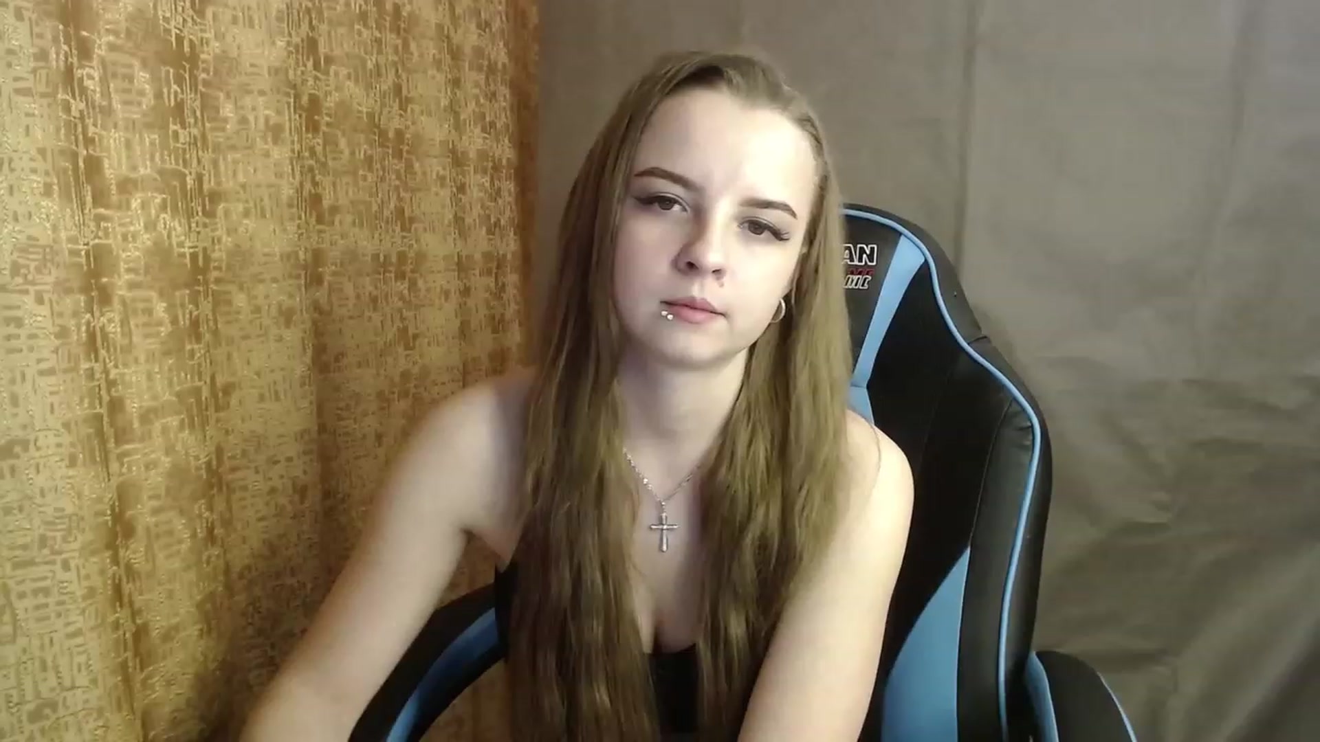 Gallery image thumbnail from Lio_noy's myfreecams stream on, 12/10/2022, 23:11 image 20 of 20