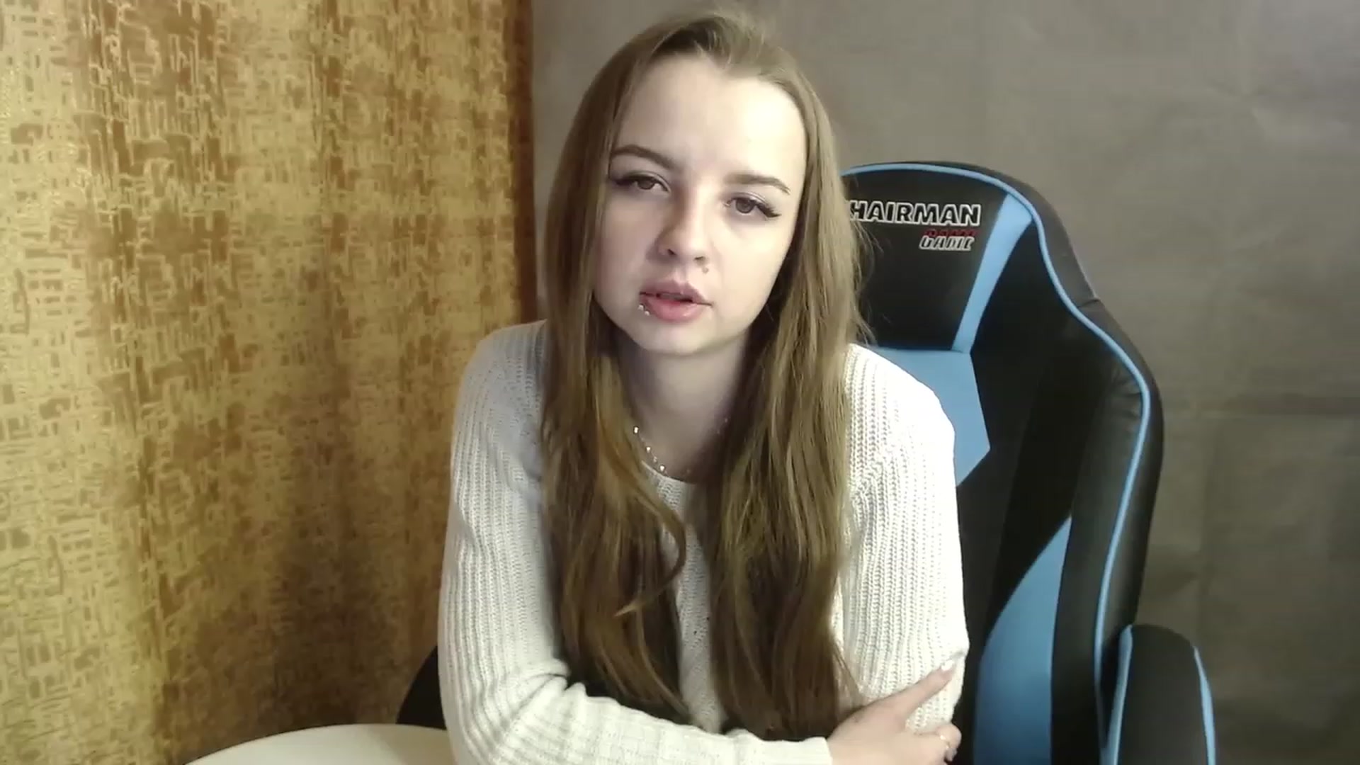 Gallery image thumbnail from Lio_noy's myfreecams stream on, 12/20/2022, 22:40 image 20 of 20
