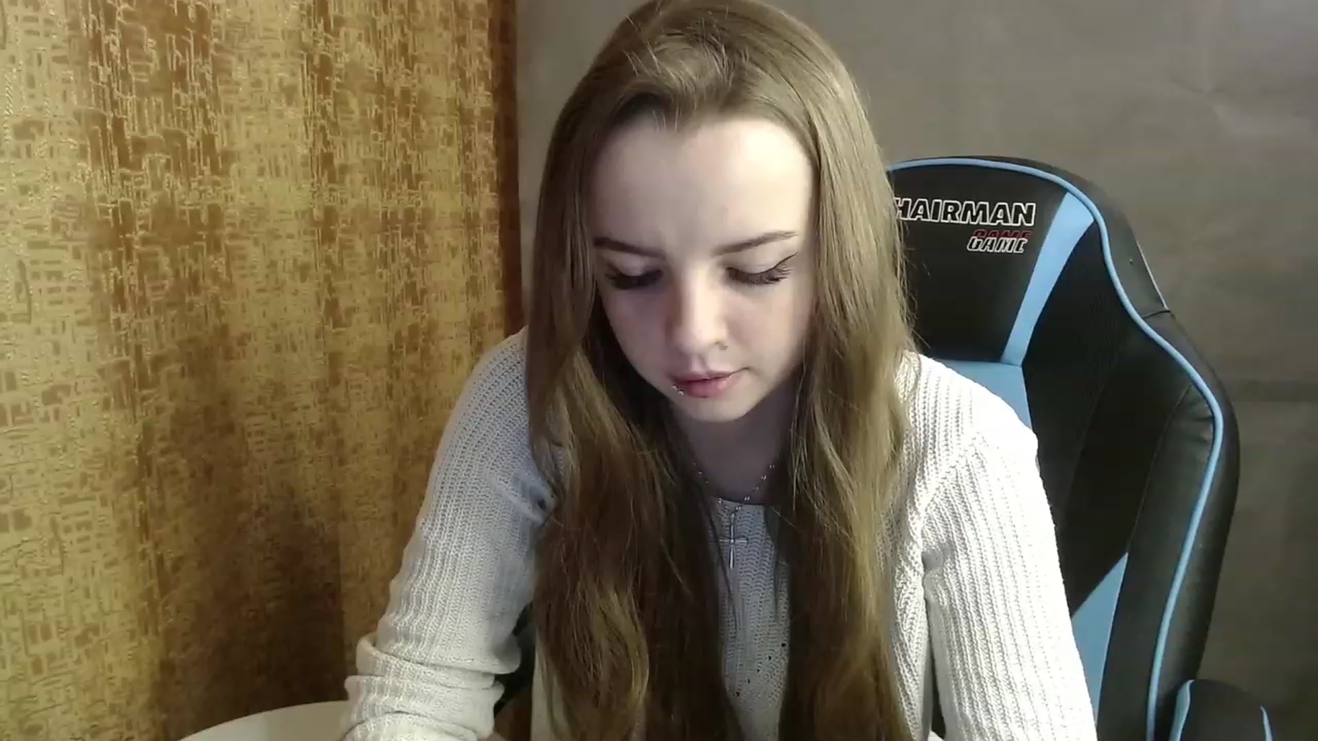 Gallery image thumbnail from Lio_noy's myfreecams stream on, 12/20/2022, 22:40 image 2 of 20