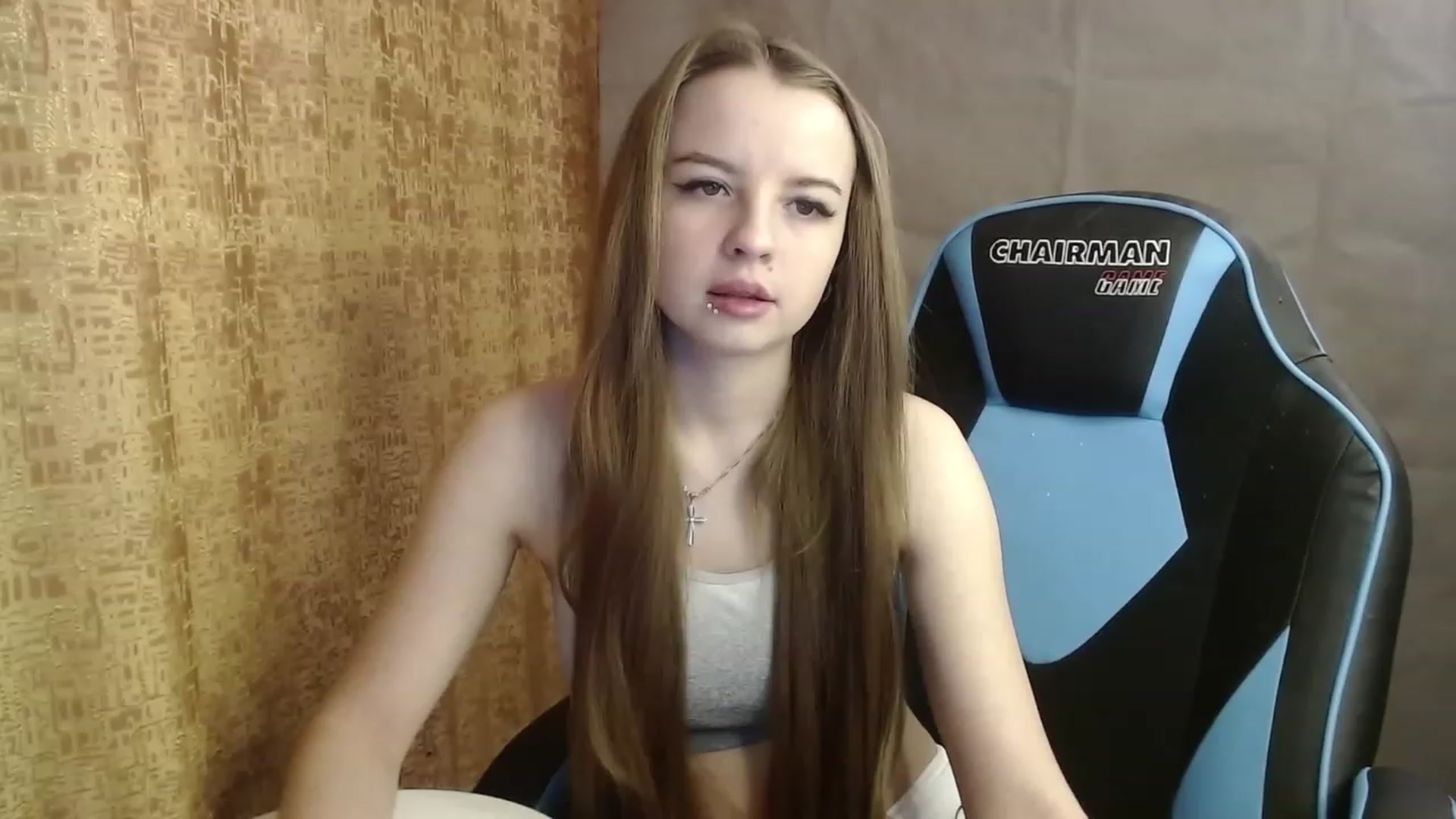Gallery image thumbnail from Lio_noy's myfreecams stream on, 12/26/2022, 22:53 image 17 of 20