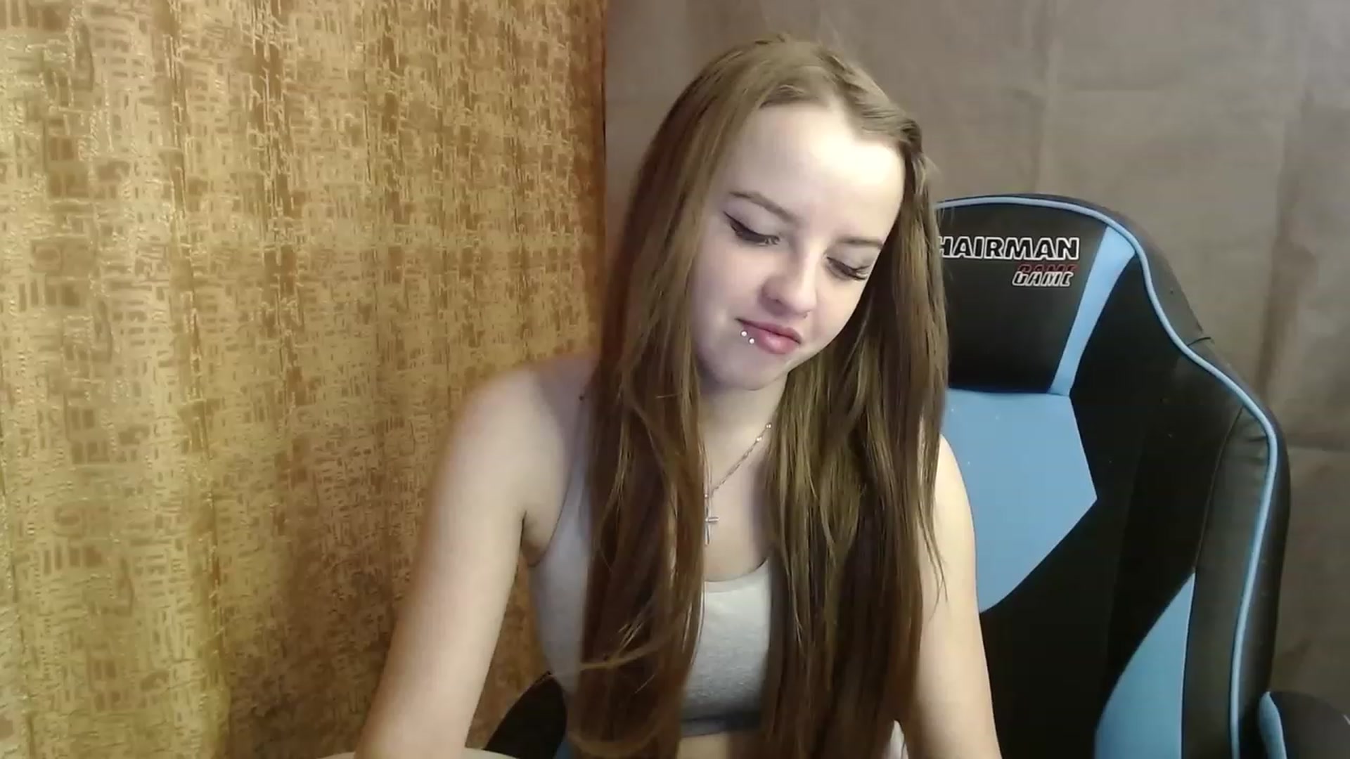 Gallery image thumbnail from Lio_noy's myfreecams stream on, 12/27/2022, 24:21 image 5 of 20