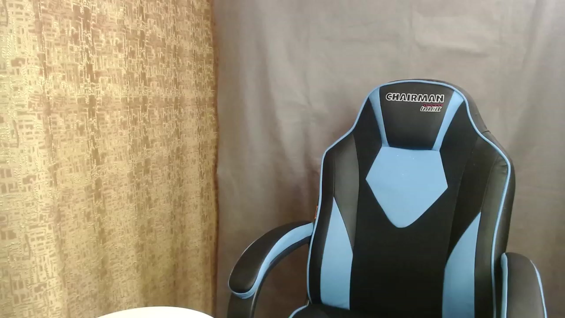 Gallery image thumbnail from Lio_noy's myfreecams stream on, 12/27/2022, 22:29 image 14 of 20