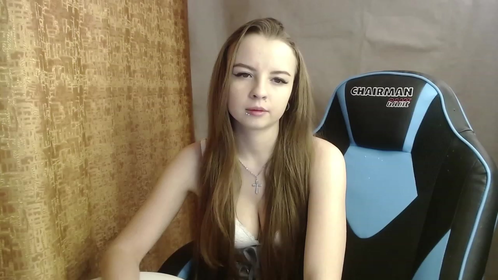 Gallery image thumbnail from Lio_noy's myfreecams stream on, 12/27/2022, 22:29 image 2 of 20