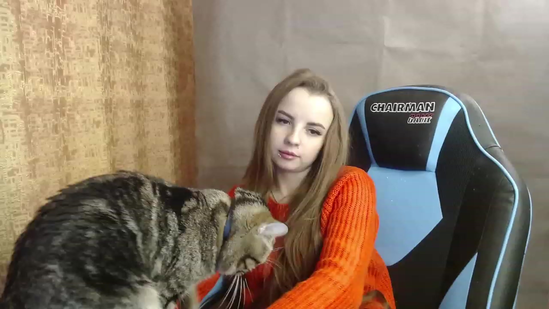 Gallery image thumbnail from Lio_noy's myfreecams stream on, 12/29/2022, 23:12 image 17 of 20