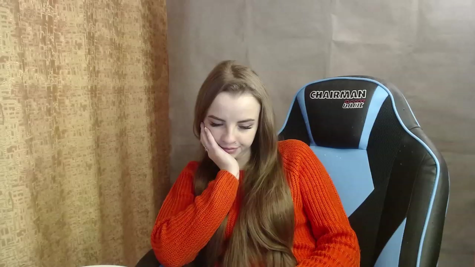 Gallery image thumbnail from Lio_noy's myfreecams stream on, 12/29/2022, 23:12 image 11 of 20