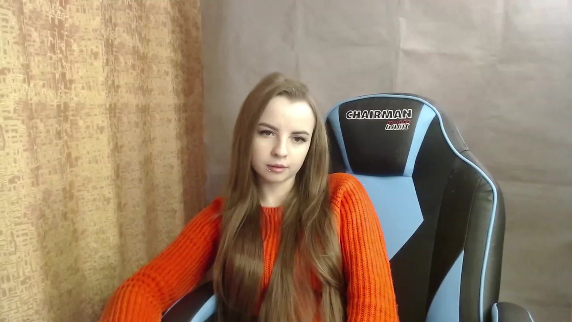 Gallery image thumbnail from Lio_noy's myfreecams stream on, 12/29/2022, 23:12 image 5 of 20
