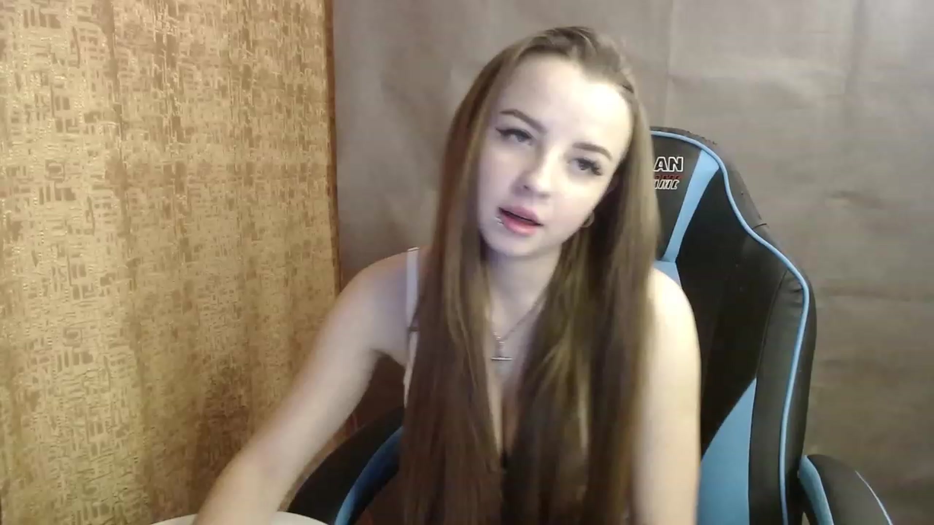 Gallery image thumbnail from Lio_noy's myfreecams stream on, 01/01/2023, 23:50 image 10 of 20