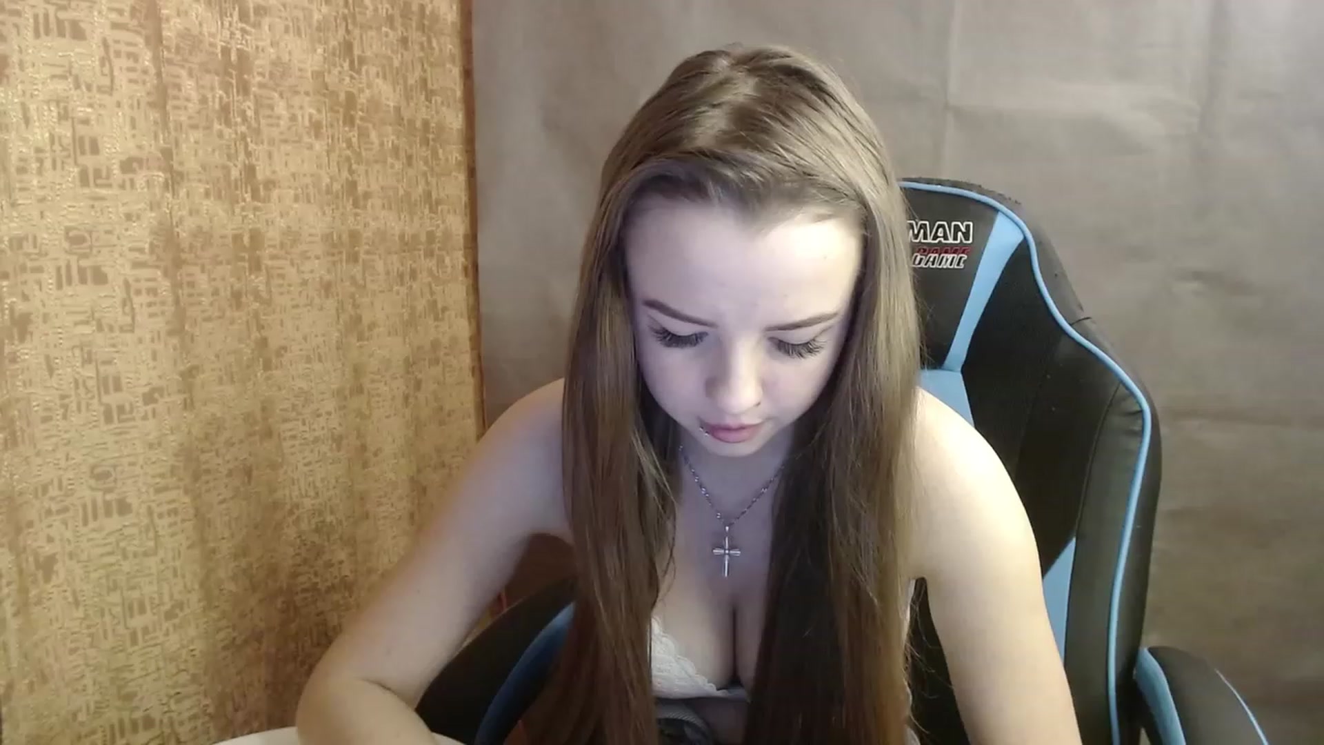 Gallery image thumbnail from Lio_noy's myfreecams stream on, 01/01/2023, 23:50 image 3 of 20