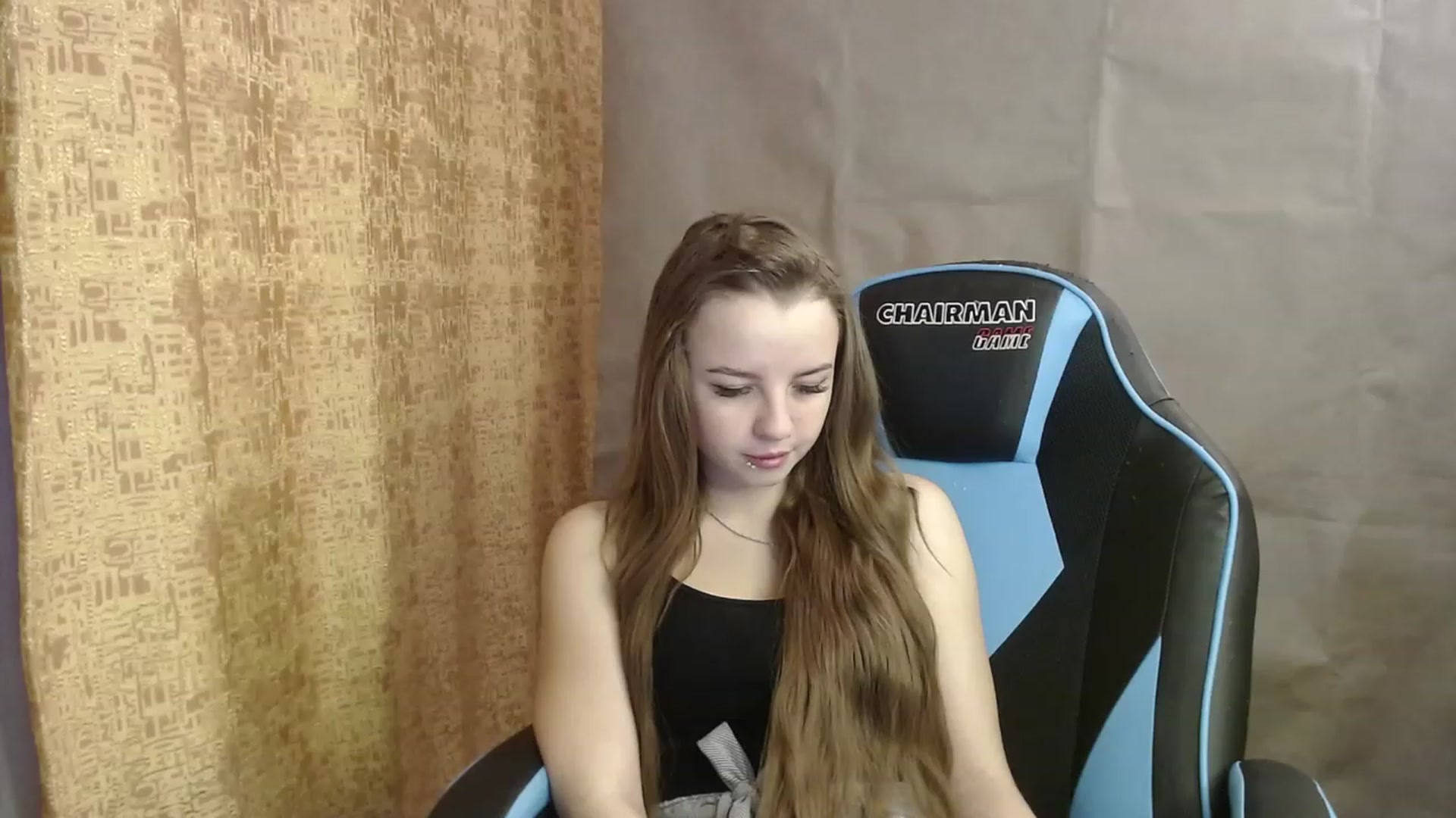 Gallery image thumbnail from Lio_noy's myfreecams stream on, 01/02/2023, 23:08 image 3 of 20