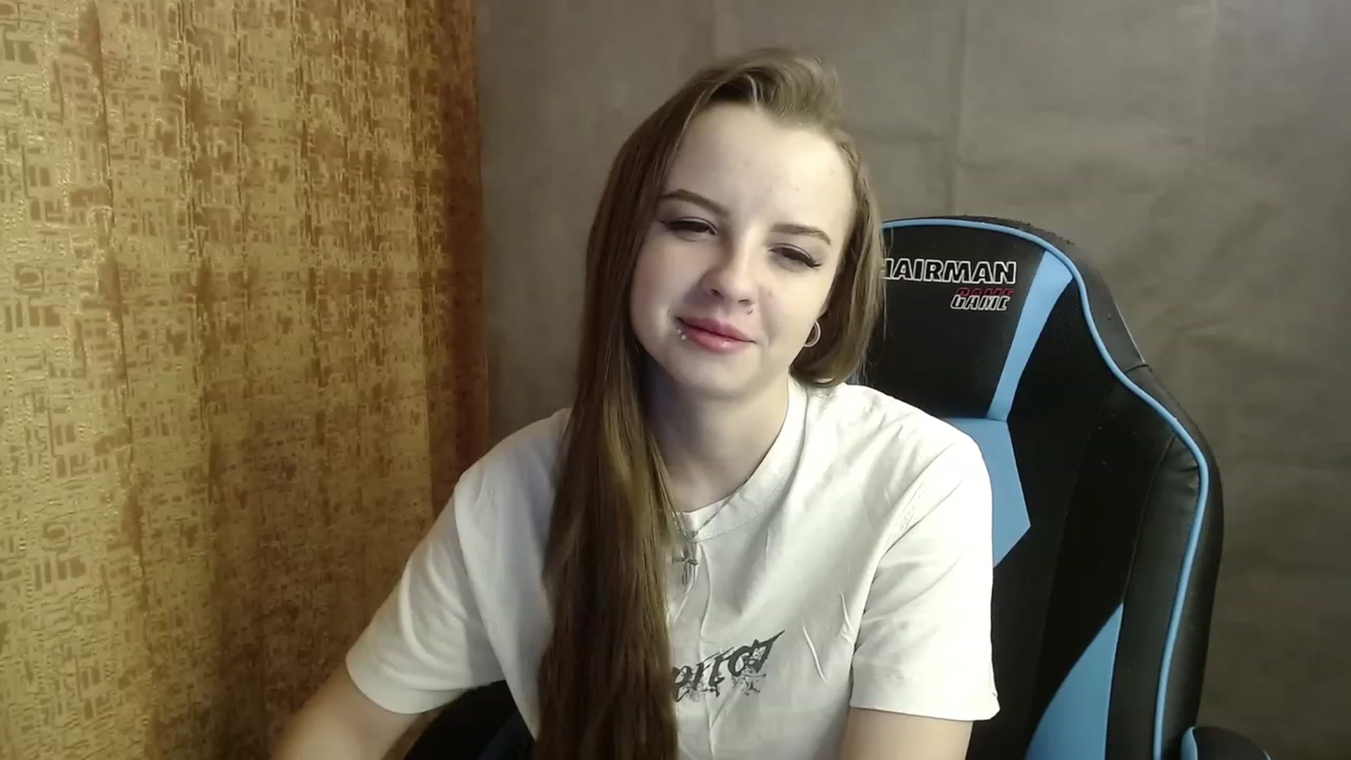 Gallery image thumbnail from Lio_noy's myfreecams stream on, 01/04/2023, 01:22 image 7 of 20
