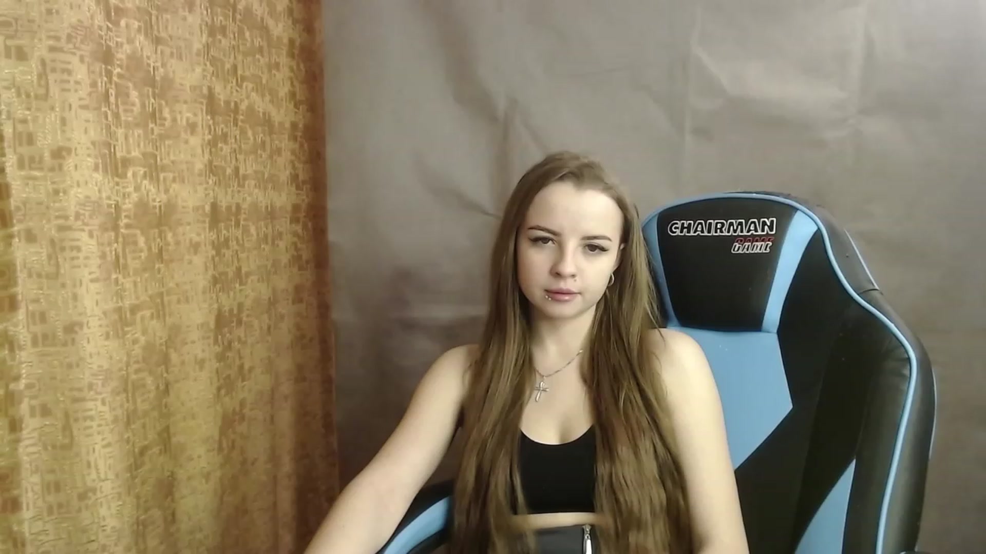 Gallery image thumbnail from Lio_noy's myfreecams stream on, 01/05/2023, 24:14 image 14 of 20