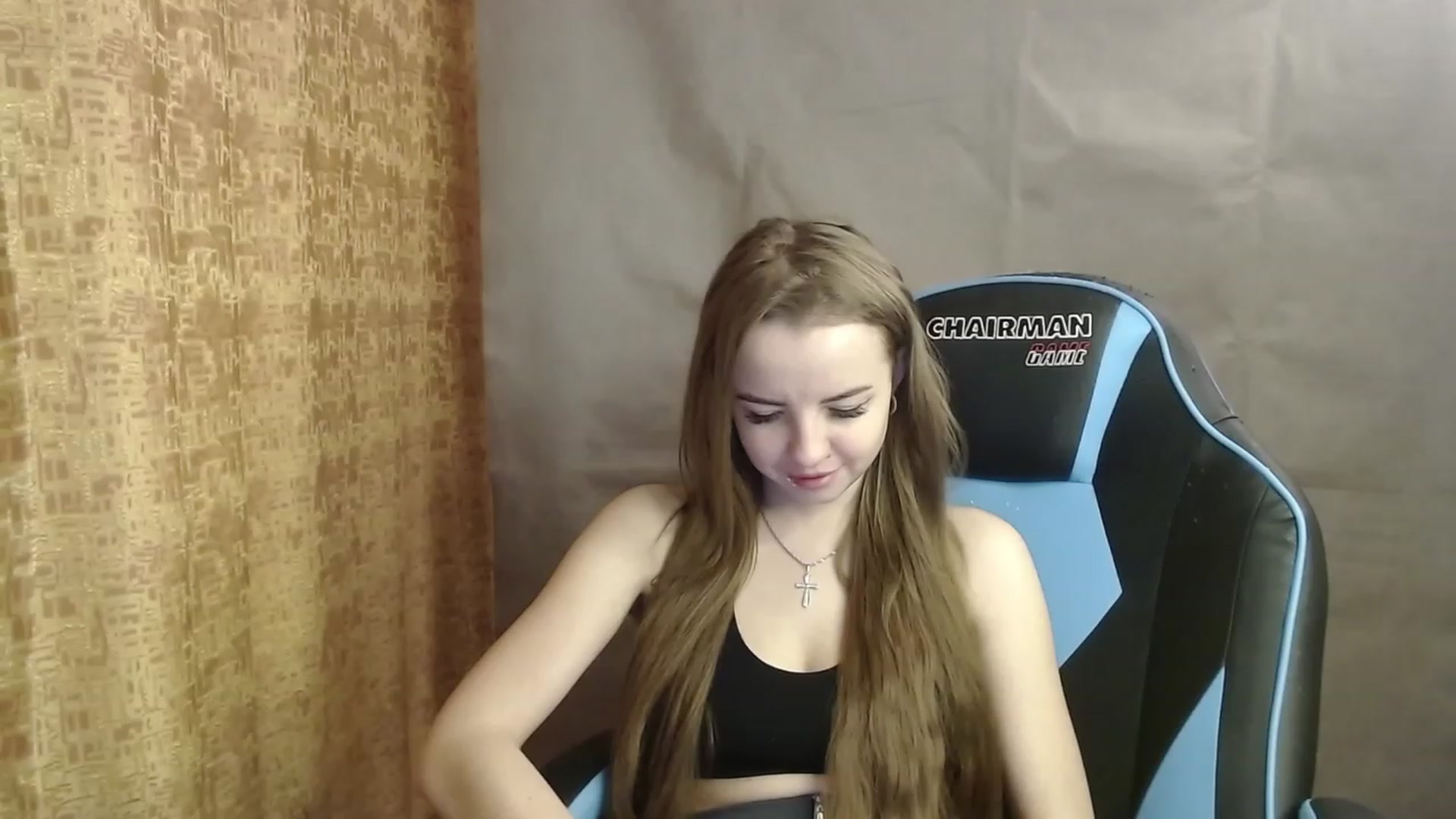 Gallery image thumbnail from Lio_noy's myfreecams stream on, 01/05/2023, 24:14 image 5 of 20