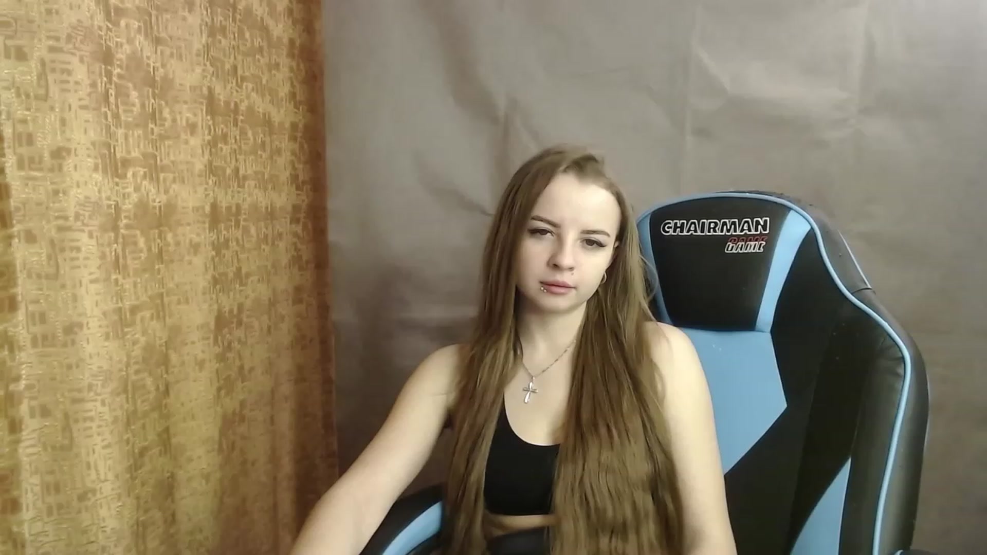 Gallery image thumbnail from Lio_noy's myfreecams stream on, 01/05/2023, 24:14 image 10 of 20