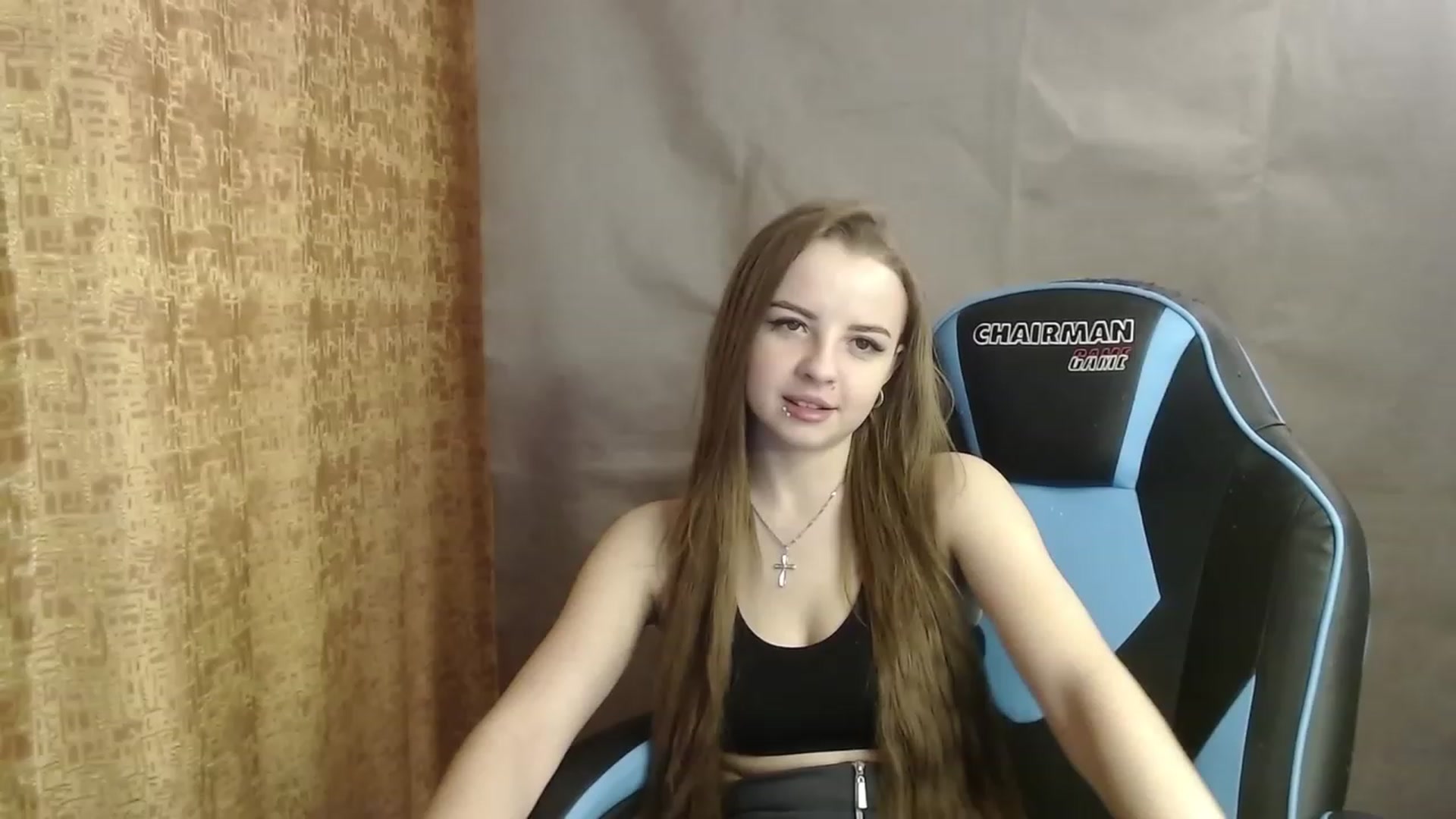 Gallery image thumbnail from Lio_noy's myfreecams stream on, 01/05/2023, 24:14 image 8 of 20