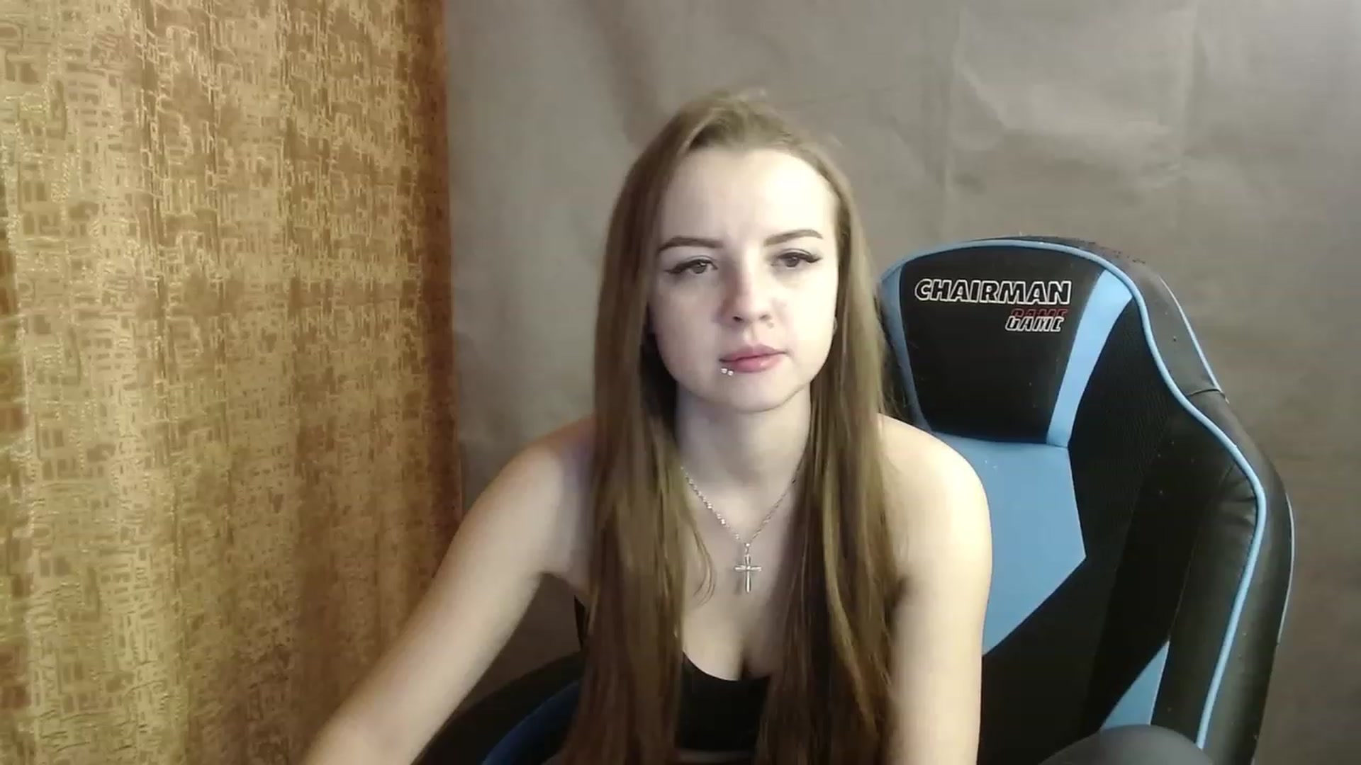 Gallery image thumbnail from Lio_noy's myfreecams stream on, 01/05/2023, 24:14 image 19 of 20