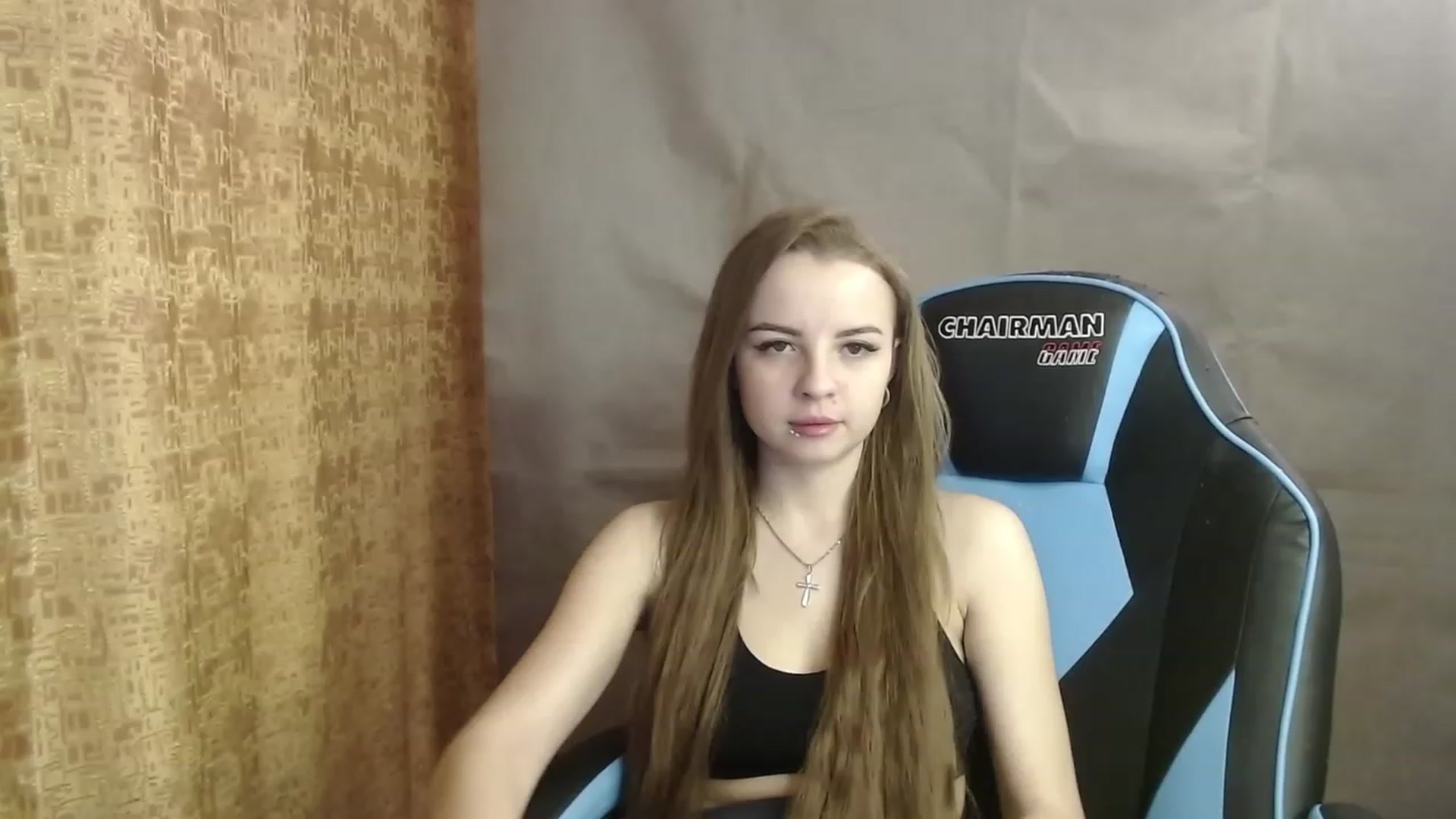 Gallery image thumbnail from Lio_noy's myfreecams stream on, 01/05/2023, 24:14 image 1 of 20