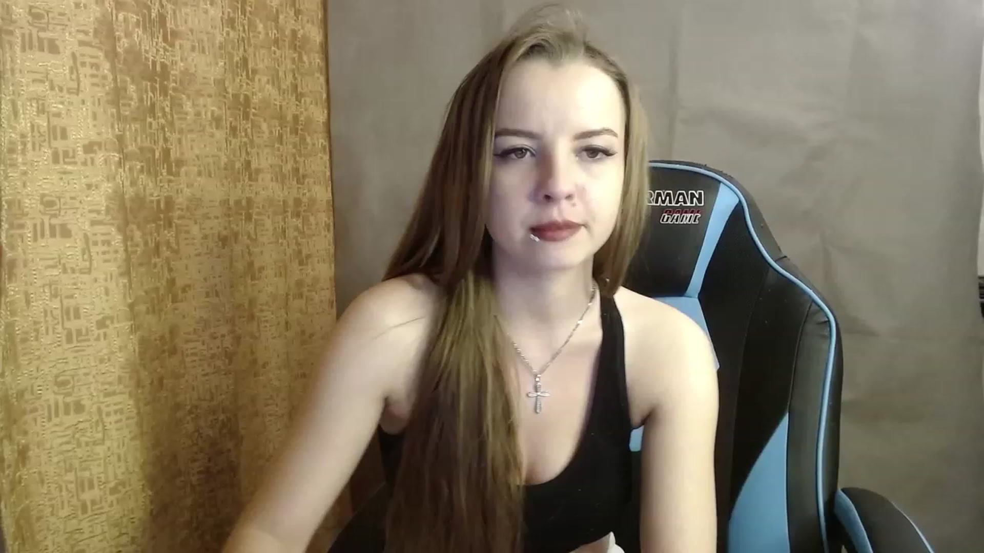 Gallery image thumbnail from Lio_noy's myfreecams stream on, 01/06/2023, 24:00 image 6 of 20