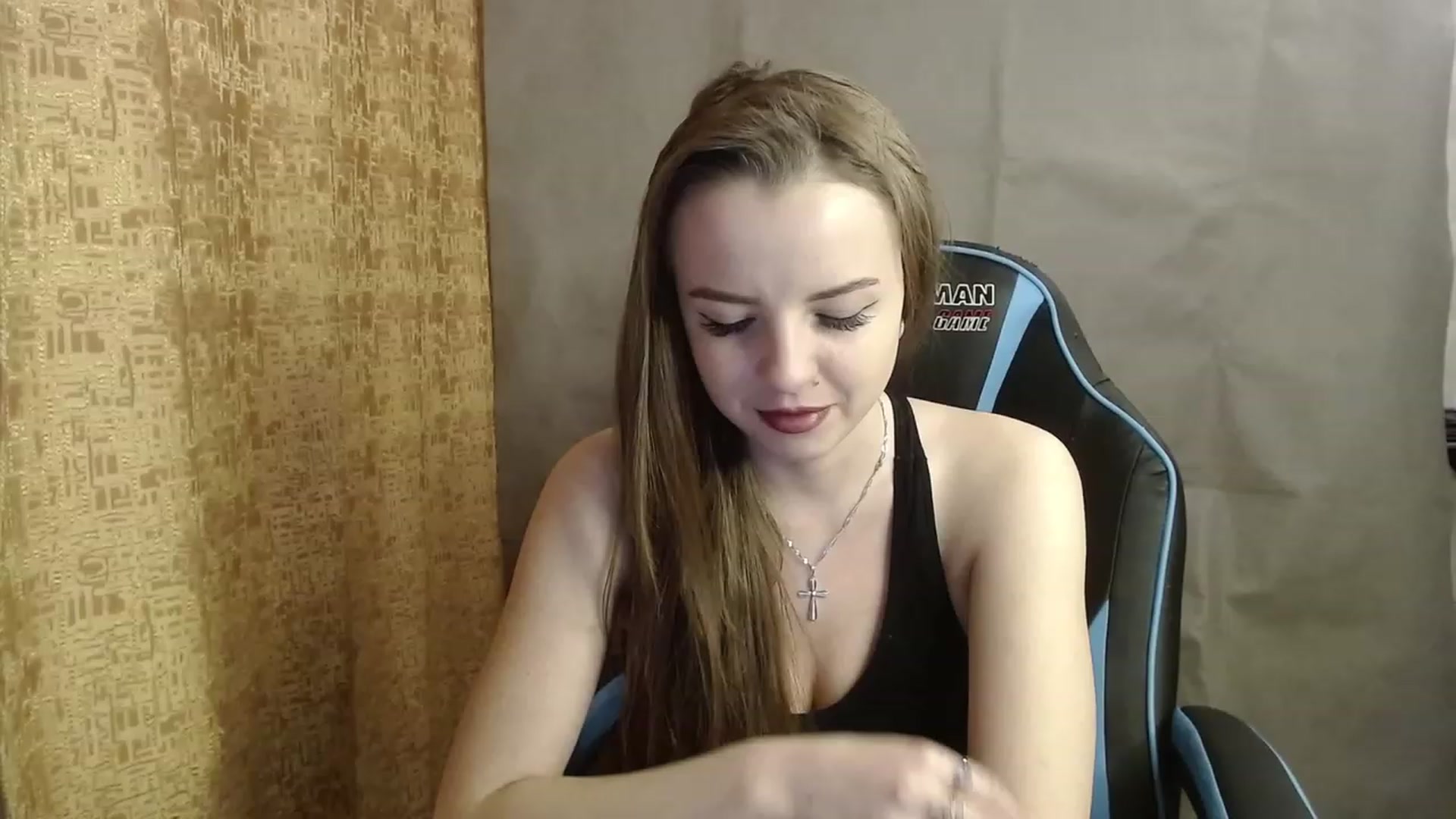 Gallery image thumbnail from Lio_noy's myfreecams stream on, 01/06/2023, 24:55 image 13 of 20